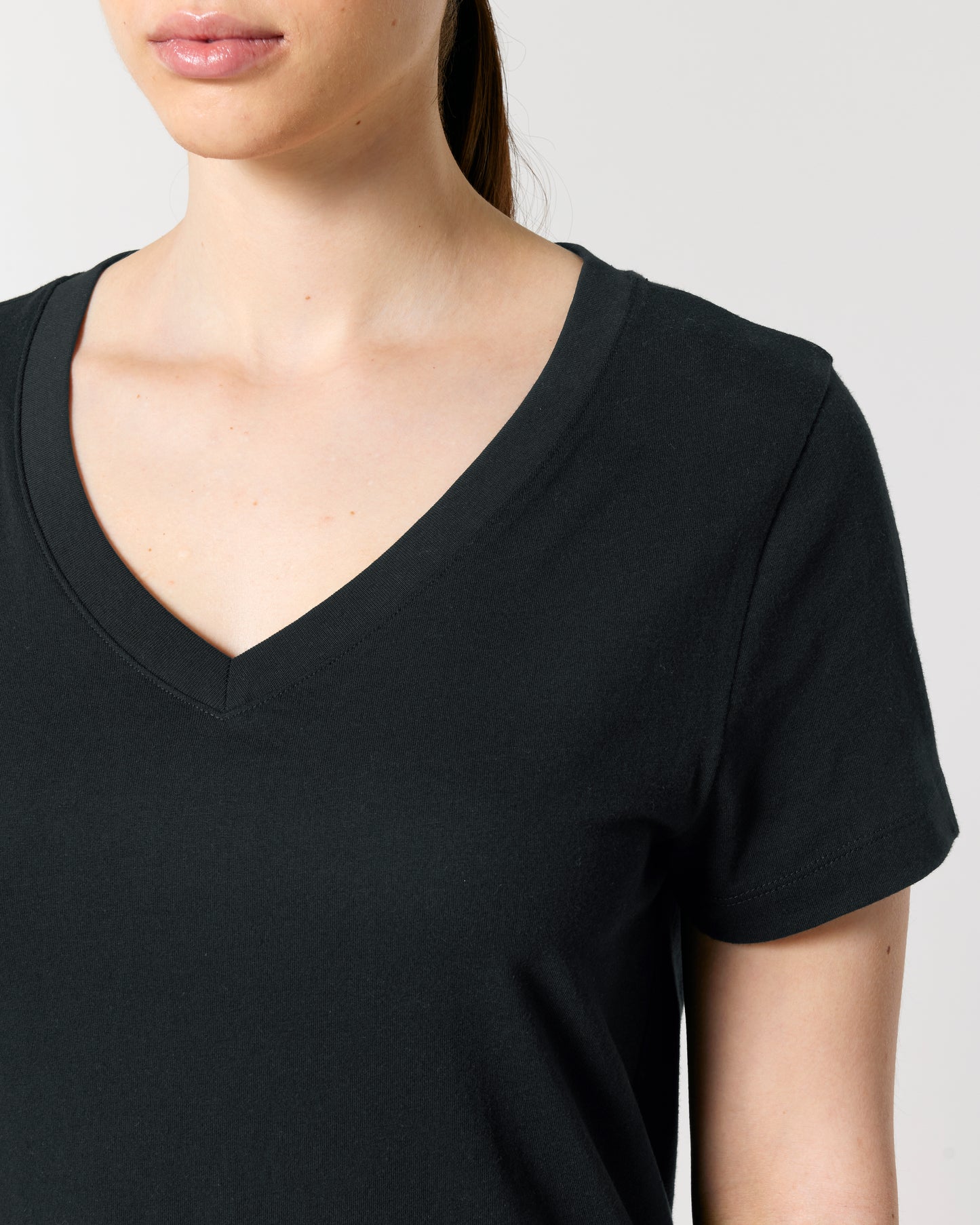 T-shirt femme col V Stella Isla Noir